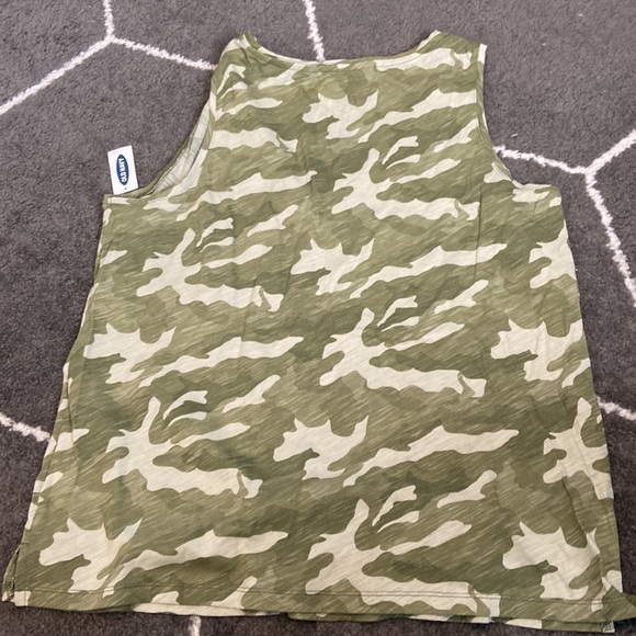 NWT Old Navy Everywear Camo Tank - Picture 5 of 5